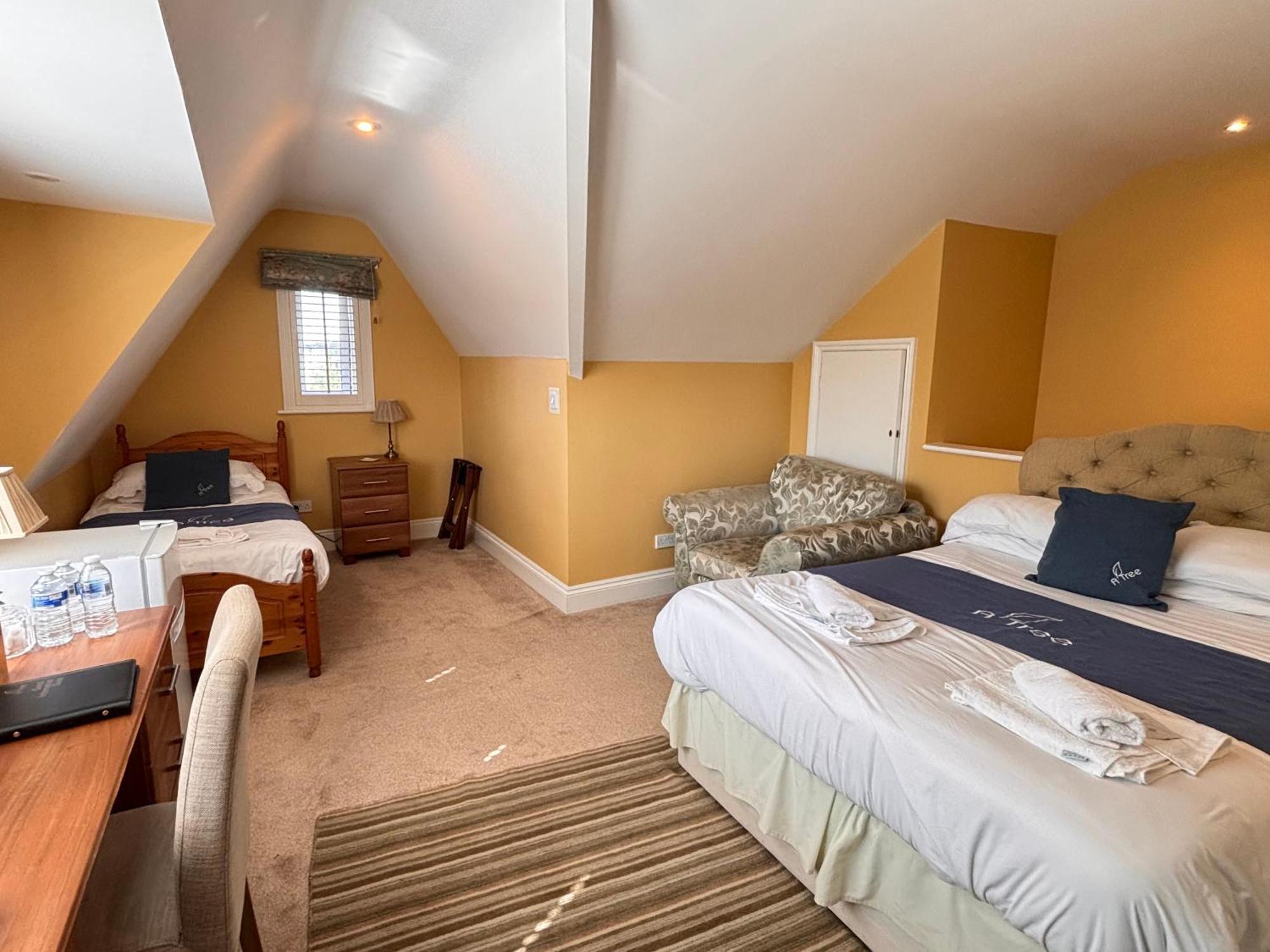 Guest house The Mayfair 4*